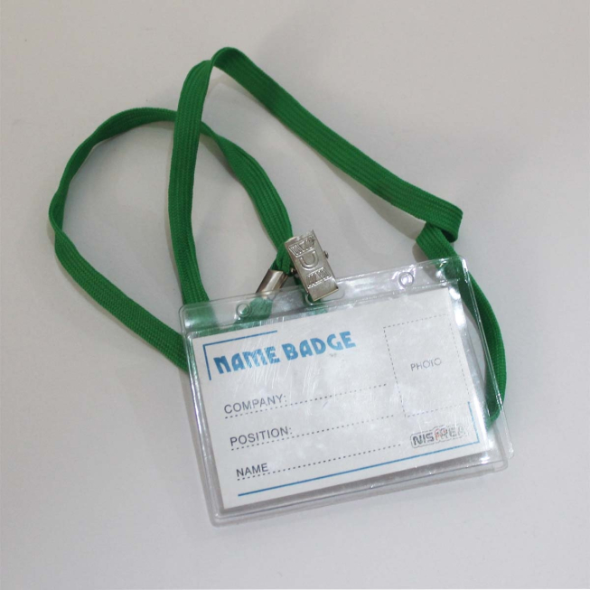 Badge avec fil horizontal NISPREA