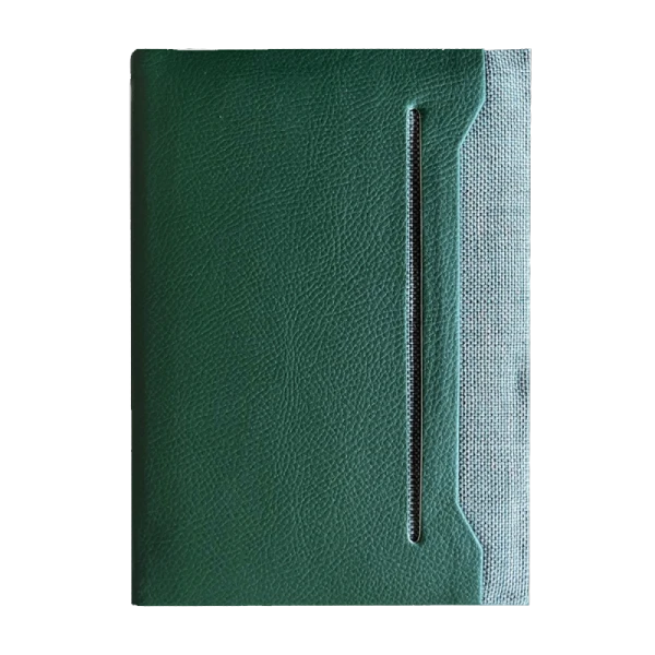 NOTEBOOK AVEC POCHE EXTERIURE EN TISSU VERT FONCE