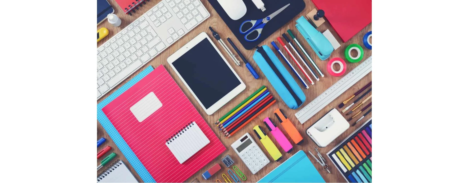 Les 10 Fournitures Essentielles pour un Bureau Neuf : Guide Ultime pour l'Aménagement Professionnel